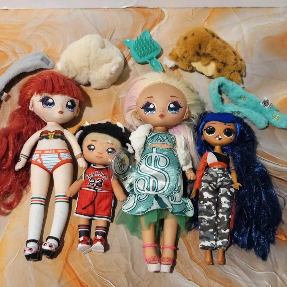Na Na Na Surprise Doll Lot 4 MGA Fashion Dolls Clothes Hats Accessories Play Lot